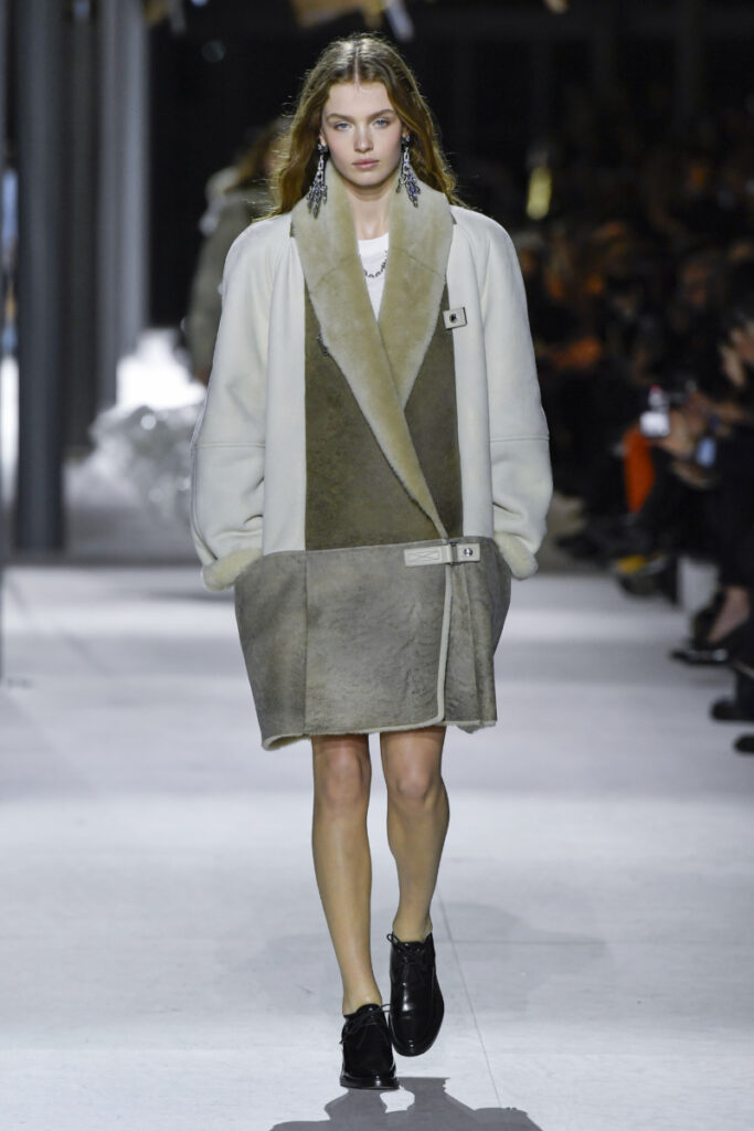 tendenze cappotti donna autunno-inverno 2024/25, Louis Vuitton