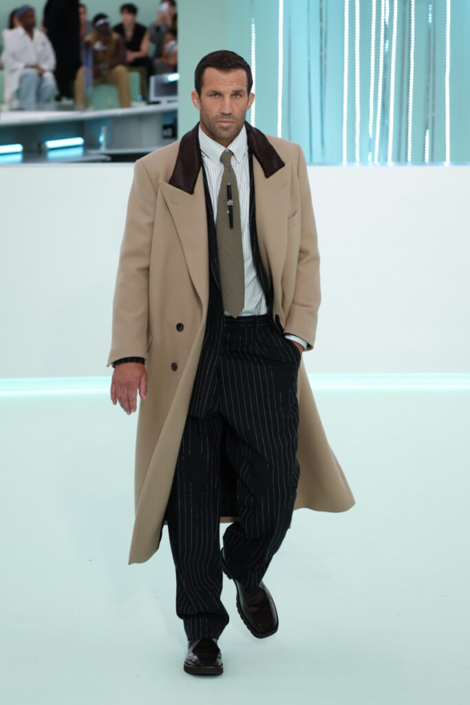 [Moda uomo primavera-estate 2024]: 90’s office look, Boss